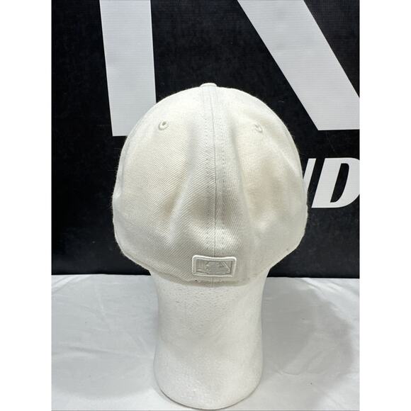 New Era Fitted 59 Fifty Nine Boston Red Sox Off White Baseball Hat Cap 7 3/8 - Picture 3 of 8